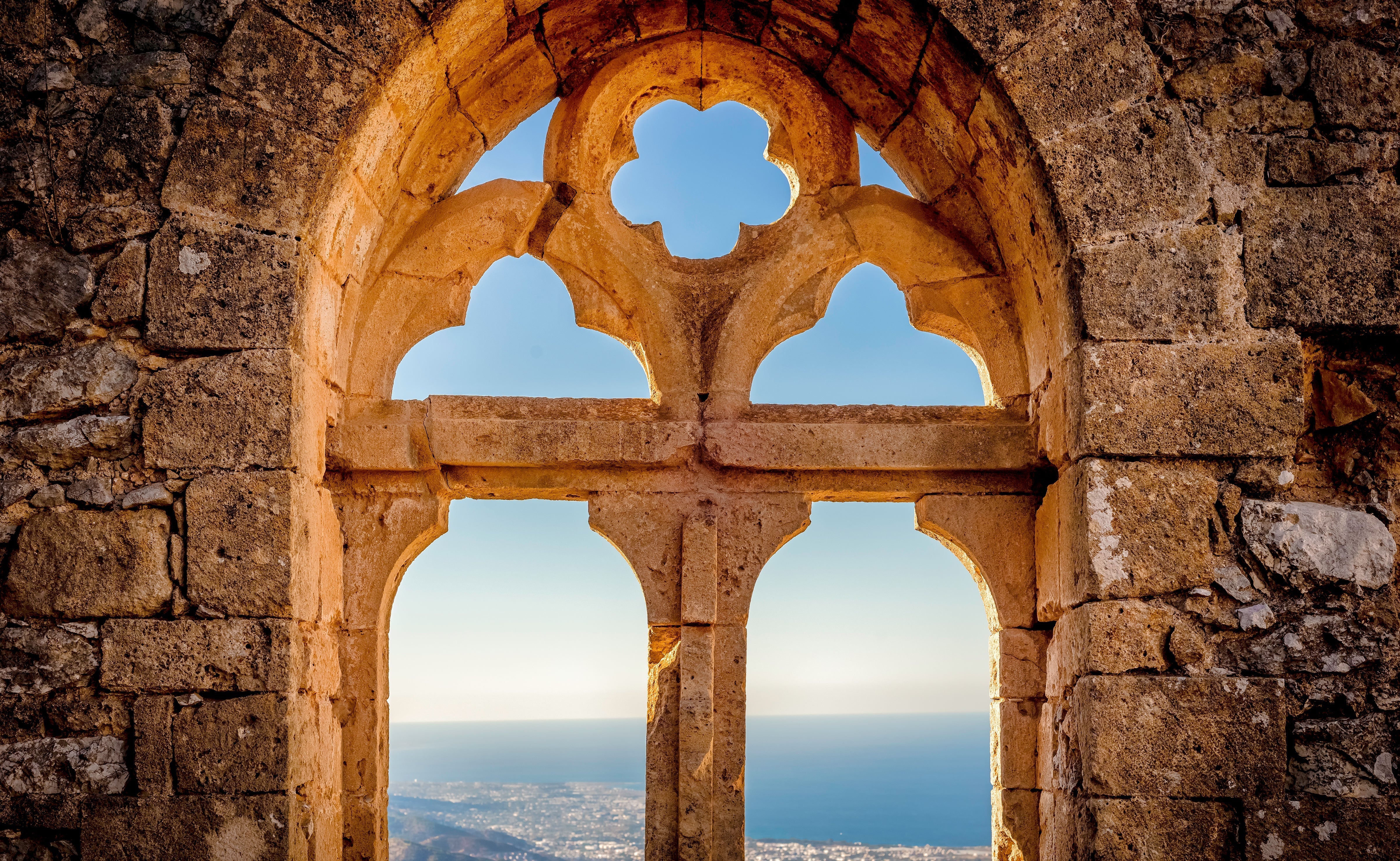 St. Hilarion– The Synergetic Oil Inspired by the Bubonic Plague